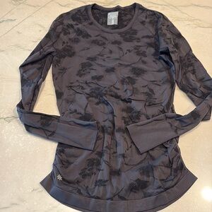 Athleta long sleeve tee